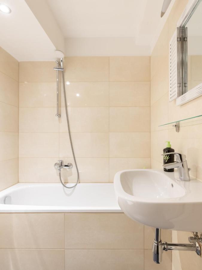 Limehome Berlin Florastrasse Exteriér fotografie